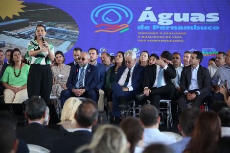 Governo anuncia adutora de Negreiros em lançamento do programa águas de Pernambuco